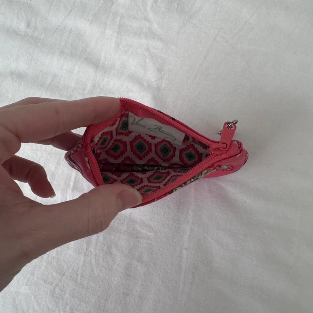 Vera Bradley Call Me Coral ID Keychain - Picture 5 of 7